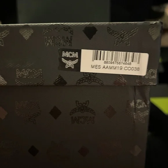 Mcm Women’s size 38 Gymshoe - Picture 4 of 6